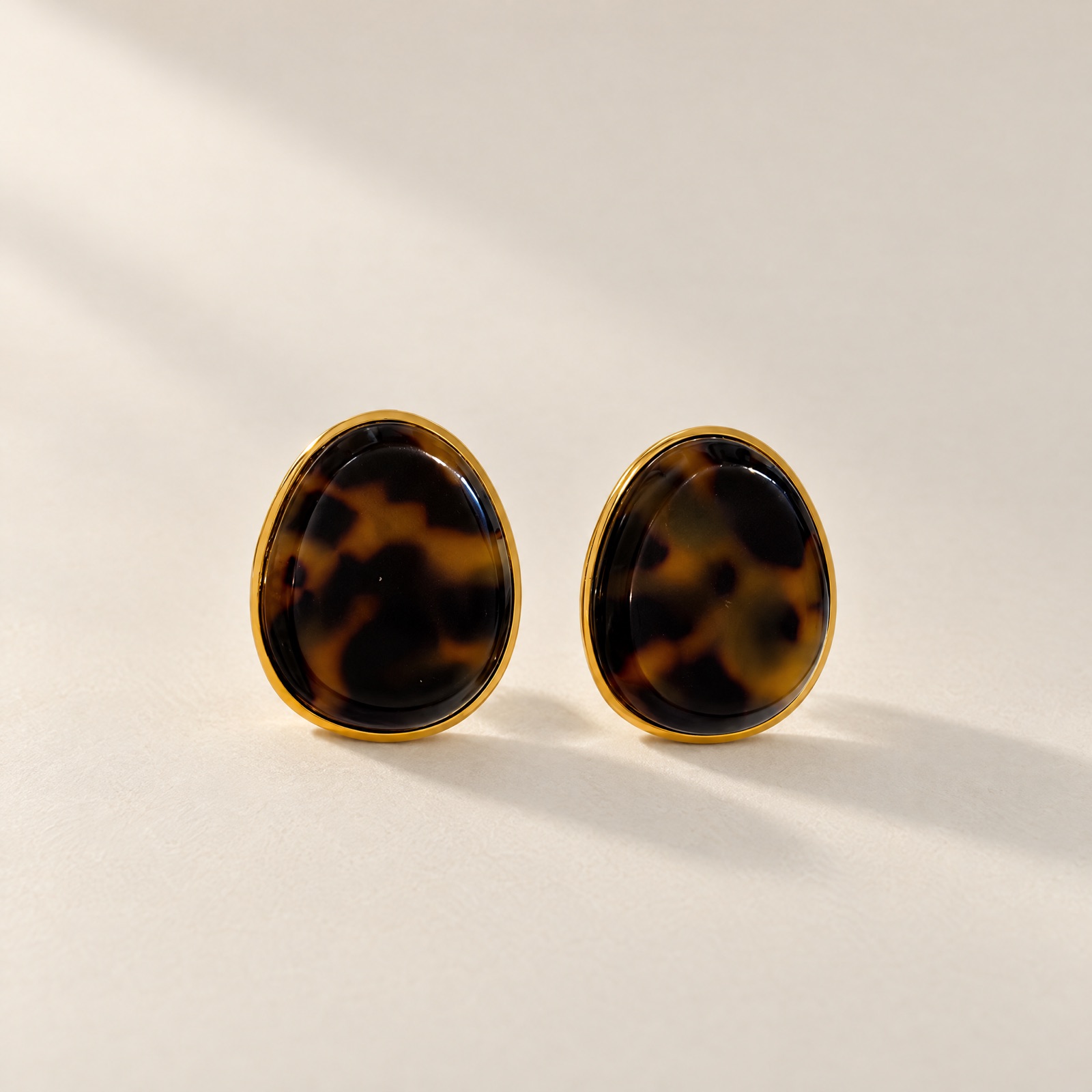 Tortoise Oval Earrings